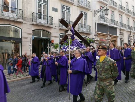 Procession In Lisbon Editorial Photo Image Of Crucifix 146449771