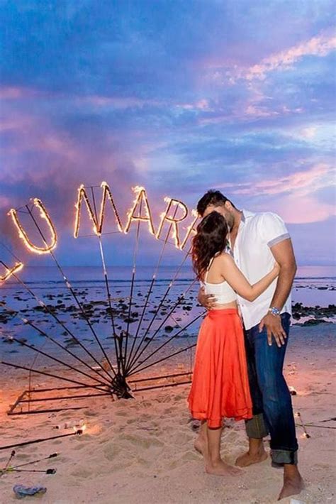 12 Romantic Beach Proposal Ideas Are Sure To Make Her Swoon Beach