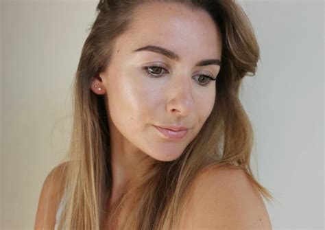Beauty And Le Chic The Dewy Glow Look