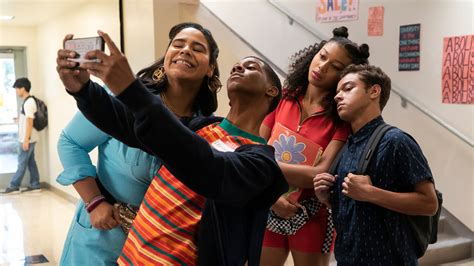 On My Block Renewed By Netflix For A Fourth And Final Season Teen Vogue