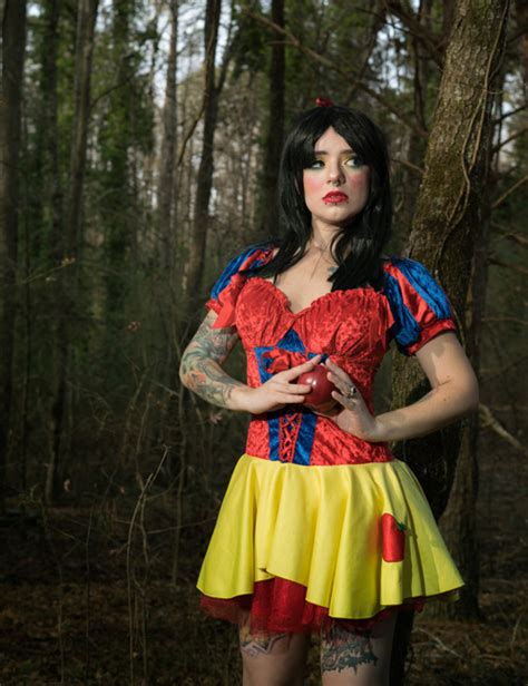 Sexy Snow White Cosplay Hot Sex Picture