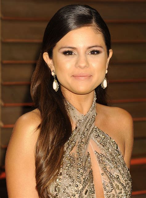 Selena Gomez At Vanity Fair Oscar Party In Hollywood Hawtcelebs