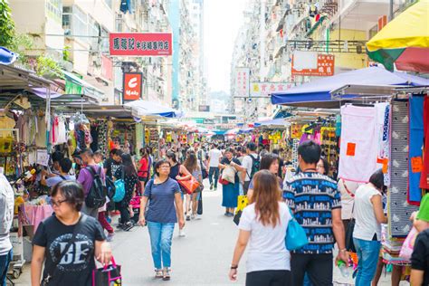 Mongkok Hong Kong September 24 2016 Store At Day Walking S