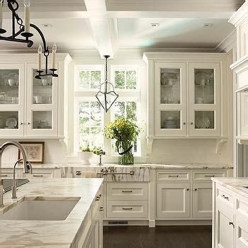 Furthermore, off white cabinetry is comprised of only the best wood materials, featuring a light, welcoming tone to a brand new kitchen. Off White Kitchen Cabinets | Off white kitchens, Cottage ...