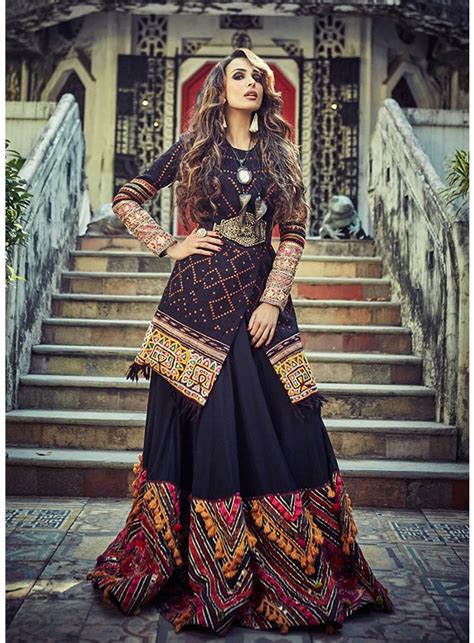 The 10 Most Shaandaar Celeb Outfits By Rimple And Harpreet Narula Celebrity Outfits Fashion