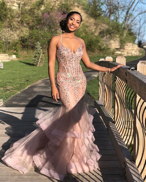 Idea By Rayyanatu On Prom Couture And Luxury Dresses Black Girl Prom