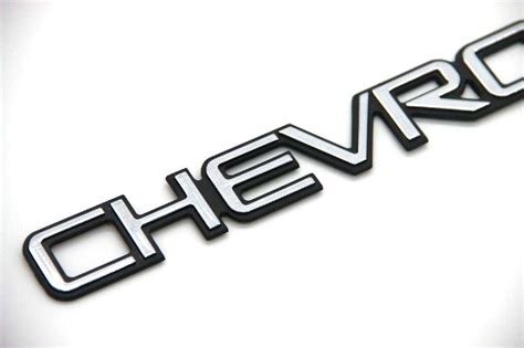 Chevrolet Silverado Tahoe Suburban Trailblazer Tailgate Emblem 1999