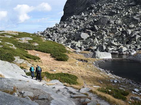 Jetzt einen monat kostenlos testen. Polen, Slowakei: Große Überquerung der Hohen Tatra mit ...