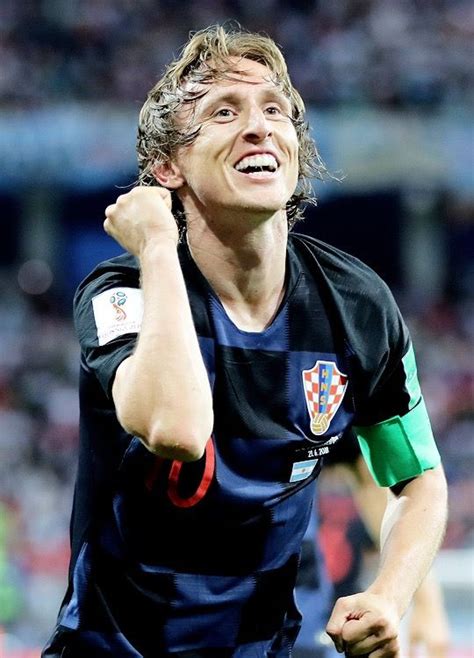 Luka modric, 35, hırvatistan real madrid, 2012'den beri merkez orta saha piyasa değeri: Luka Modric panosundaki Pin