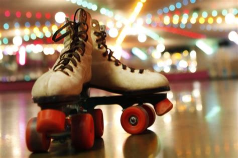 Roller Skating Disco Roll N Bowl