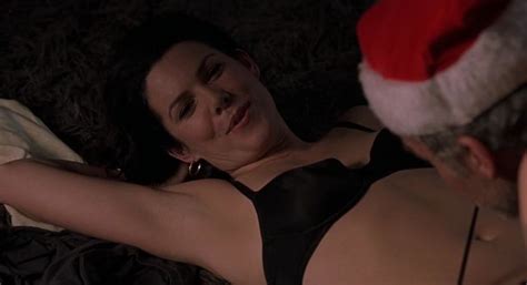 Nude Video Celebs Lauren Graham Sexy Bad Santa 2003