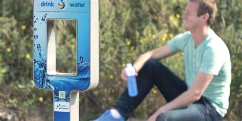 Hier können Sie Ihre Flasche auf Texel kostenlos mit Wasser füllen VVV Texel