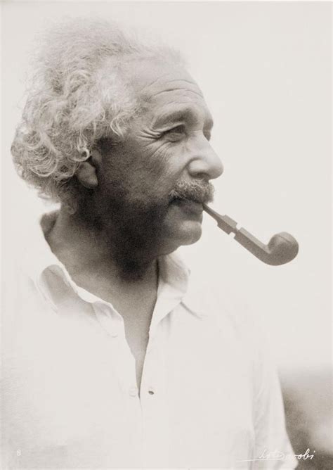 Famous Pipe Smokers Albert Einstein