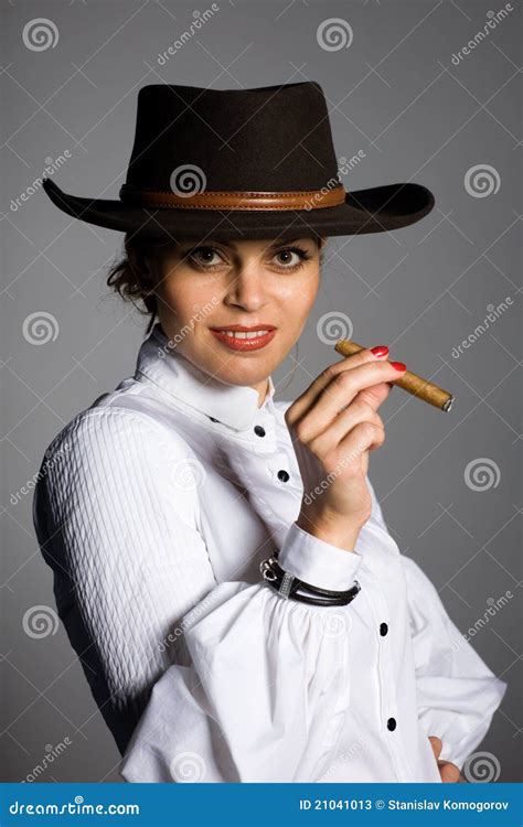 Elegant Woman Smoking A Cigar Stock Image Image Of Lovely Fashion
