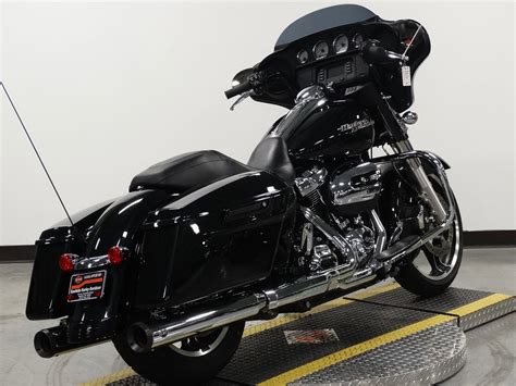 Pre Owned 2018 Harley Davidson Street Glide Flhx Touring In Olathe