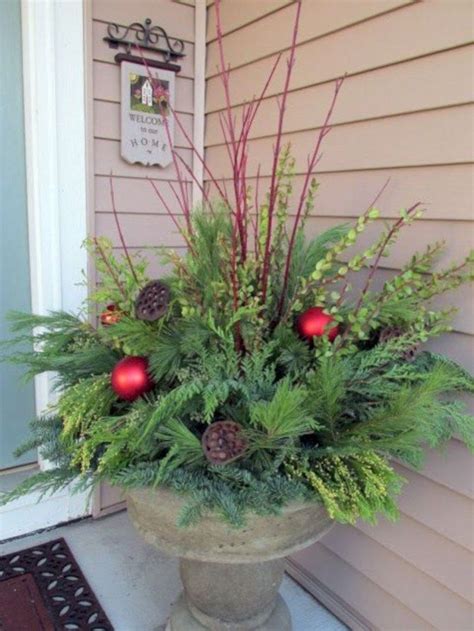 34 Inspiring Winter Container Gardening Ideas Magzhouse