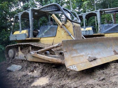 Initially, it traded as glamour prestige sdn bhd until august 2001, when the trade name was changed to the then newly registered visi nusantara sdn bhd. Used Komatsu D85SS-2 Dozer For Sale,Arabian Prestige ...