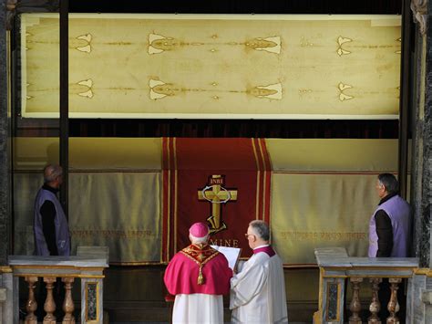 Shroud Of Turin Stained With Blood From Torture Victim Find