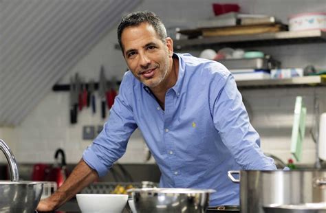He is widely acknowledged as one of the most influential chefs of recent times, often cited as the driving force behind. Chef en auteur Yotam Ottolenghi over gedroogde citroen ...