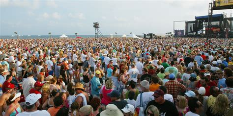 After Jimmy Buffett Success Gulf Shores Gets Go Ahead For 2nd Concert