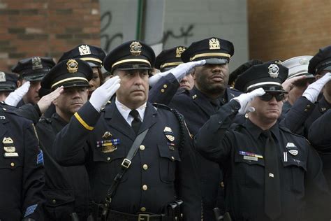 2 Nypd Officers Shot In Bronx Reports Say