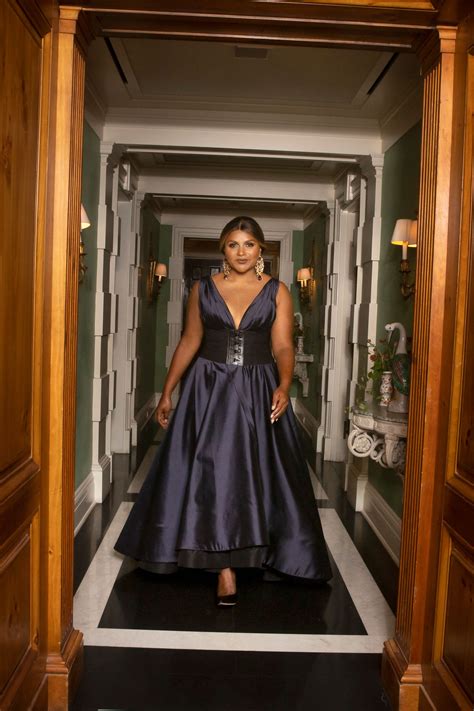 What Went Behind Mindy Kalings Met Gala 2021 Red Carpet Look Vogue India