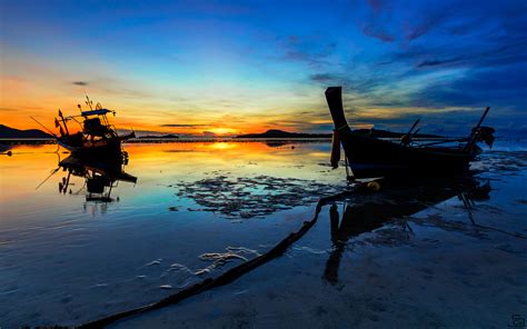 Tambon Rawai Phuket Thailand Sunset Red Sky Dusk Long Tail Boat Sandy