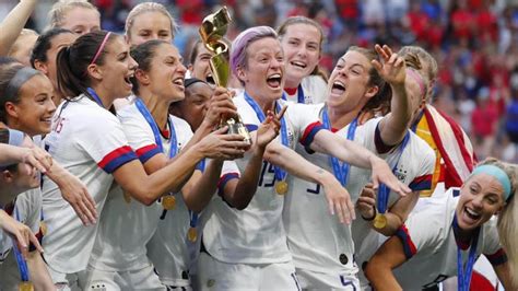 Us Womens Soccer Team Granted Class Status In Equal Pay Lawsuit Judge Dismisses Us Soccer