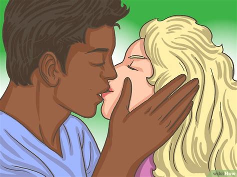 how to use hands while kissing
