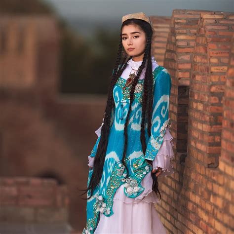 Tajik Woman Turkmenistan Woman Wonderful Dress Folk Fashion