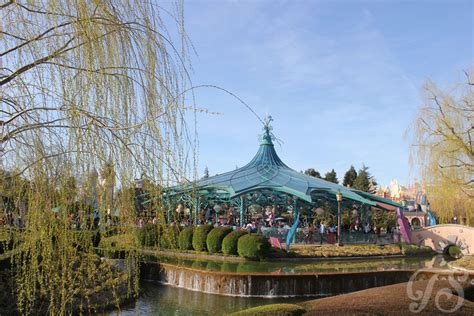 Favourite Land Fantasyland Dlp Town Square Disneyland Paris News