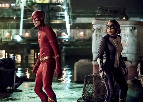 The Flash Barry And Nora Team Up In New Season 5 Still