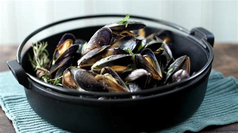 Moules Marinière With Cream Garlic And Parsley Recipe Bbc Food