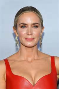 Emily olivia leah blunt (born 23 february 1983) is a british actress. EMILY BLUNT at A Quiet Place, Part 2 Premiere in Los ...