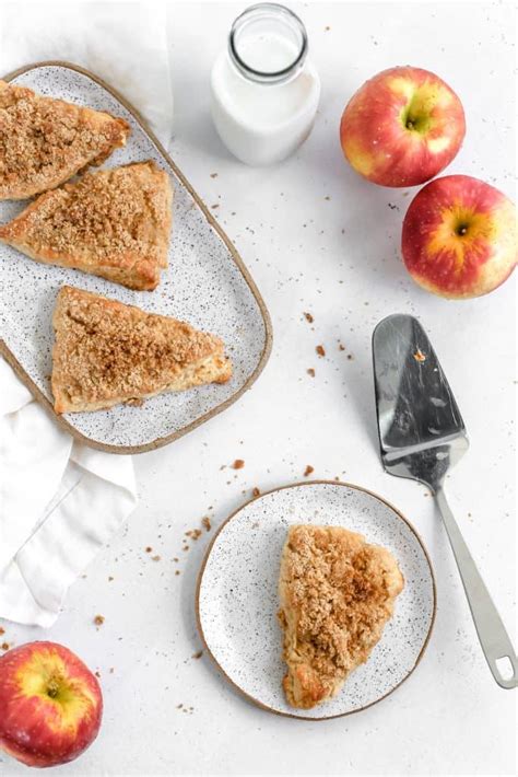 Vegan Apple Cinnamon Scones