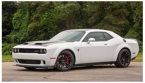 Dodge Challenger Outsells Ford Mustang In Q2 2021, Camaro Barely Alive