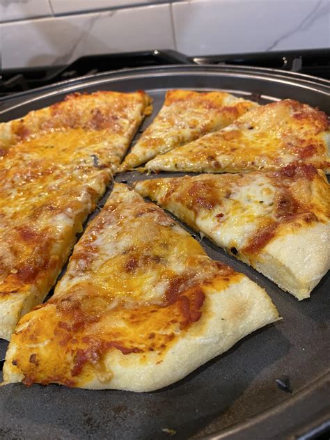 I Made Thin Crust Cheese Pizza From Scratch Rvegetarianrecipes