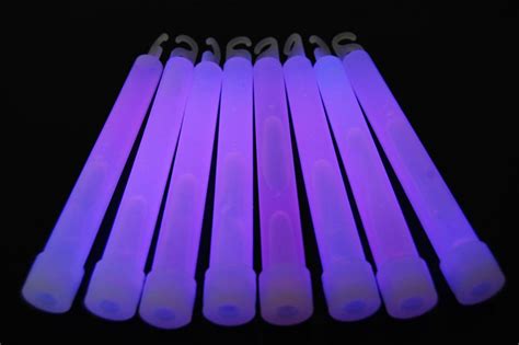Directglow 25 Count Purple Jumbo 6 Inch Glow Sticks Long 12 Hour Glow