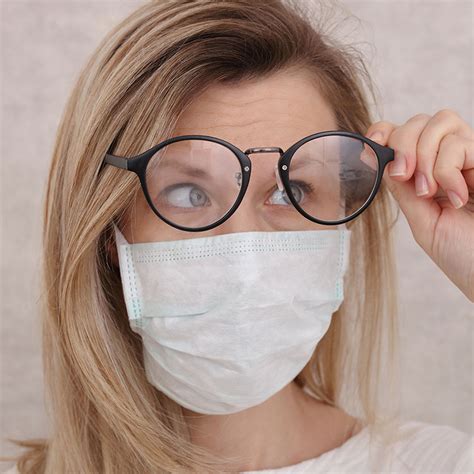 4 Helpful Ways To Prevent Your Face Mask From Fogging Your Glasses