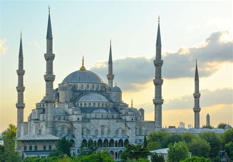 Spotlight On Islamic Art The Blue Mosque In Istanbul Al Talib