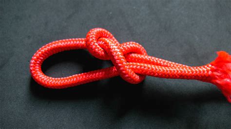 Mar 01, 2021 · macrame is making a comeback, so don't miss your chance to hop on this new/old trend. Paracord Knots And Hitches | How To Make Paracord Hitches