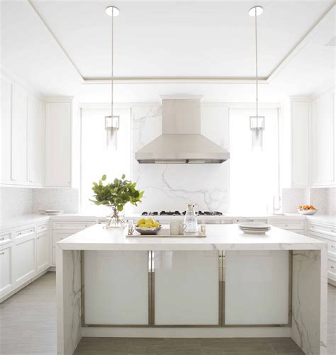 30 White And Golden Kitchen Ideas For A Tasteful Glam Touch Foter