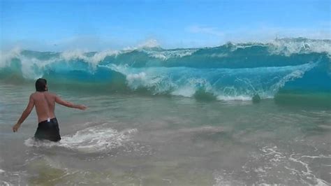 p o v massive wave at big beach in maui wipes swimmers out youtube