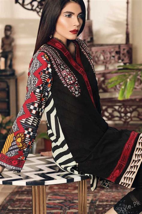 The day of the eid is to be celebrated entirely depends on the sighting of the shawwal moon. Elan Eid Ul Fitr Collection 2018 For Women - Style.Pk