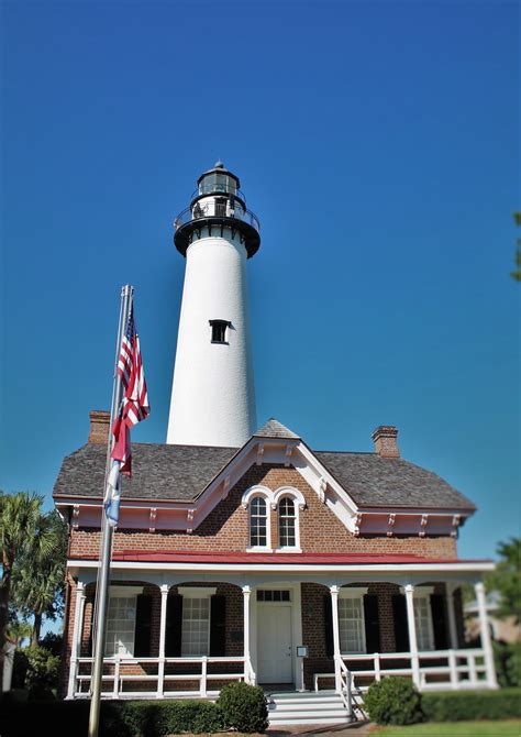 Keepers Quarters And Tower At St Simons Island Lighthouse Georgia