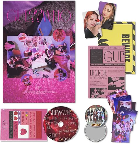 Itzy Mini Album Guess Who [ Day Ver ] Cd Photobook Photocard Mini Folding Poster