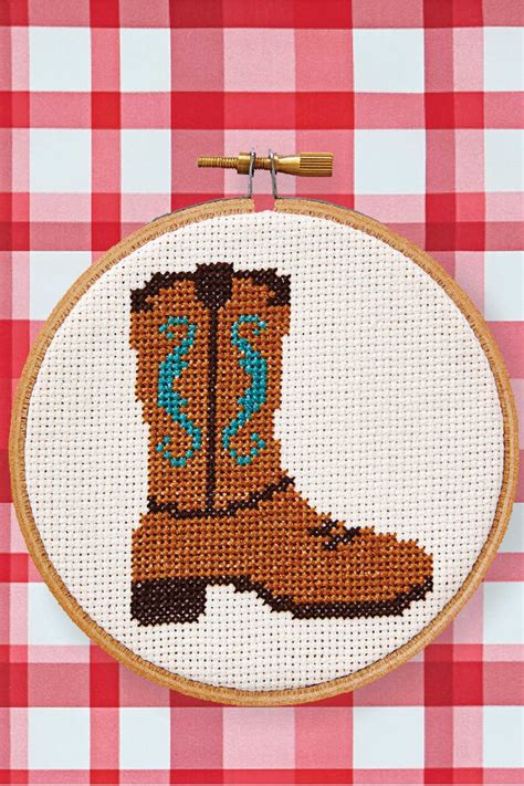 Huge selection of counted cross stitch charts from your favorite designers. Free Cross Stitch Patterns | Cross stitch freebies, Cross ...