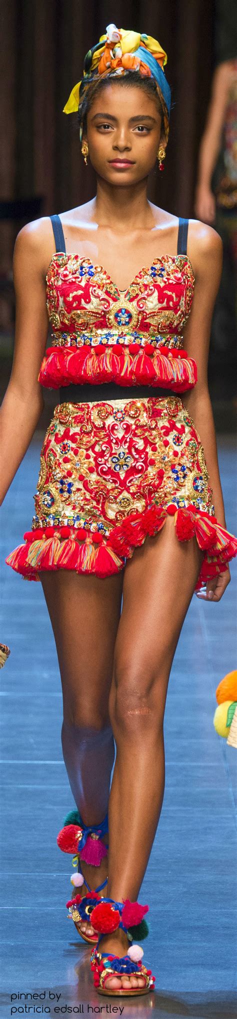 Spring 2016 Ready To Wear Dolce And Gabbana Colorful Fashion Red Fashion