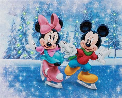 Minnie And Mickey Ice Skating Together On A Beautiful Winter Day Seni