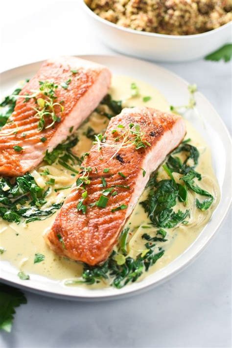 Pan Seared Salmon With Creamy Garlic Spinach Recipe In 2020 Diet